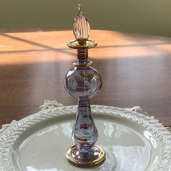 Vintage Egyptian Etched Glass Perfume Bottle Trio - Picture 8 of 12